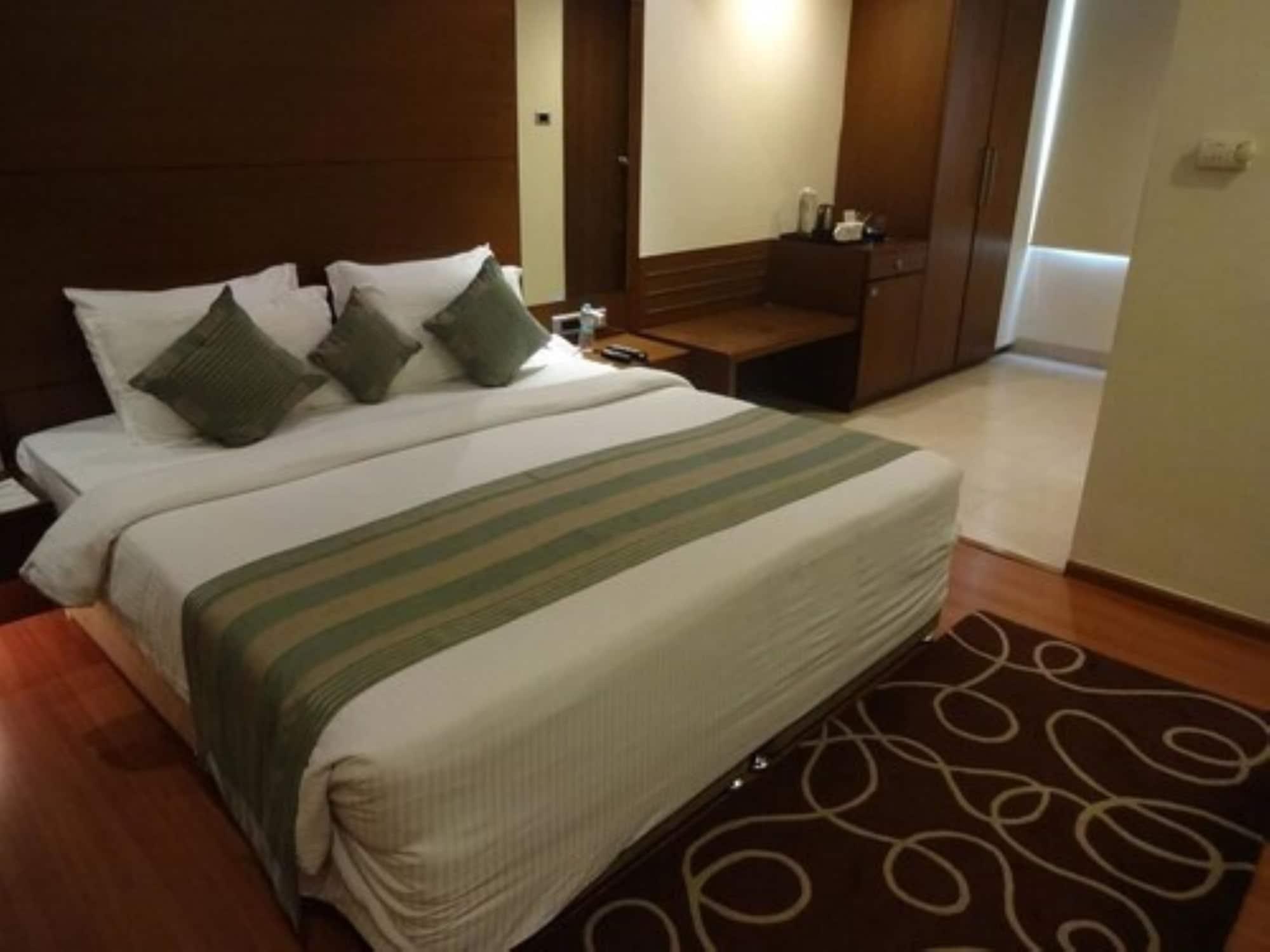Minerva Grand Secunderabad Hotel Haiderabad Buitenkant foto