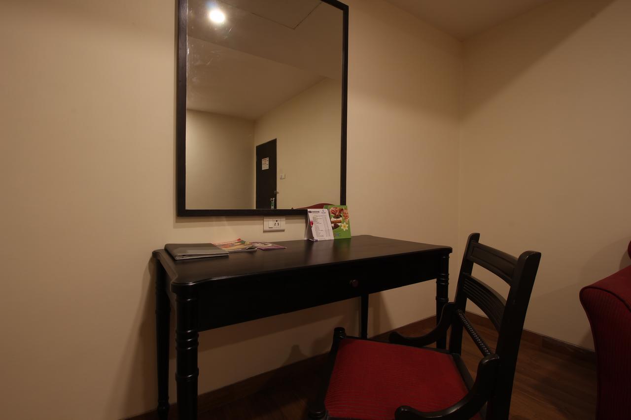 Minerva Grand Secunderabad Hotel Haiderabad Buitenkant foto