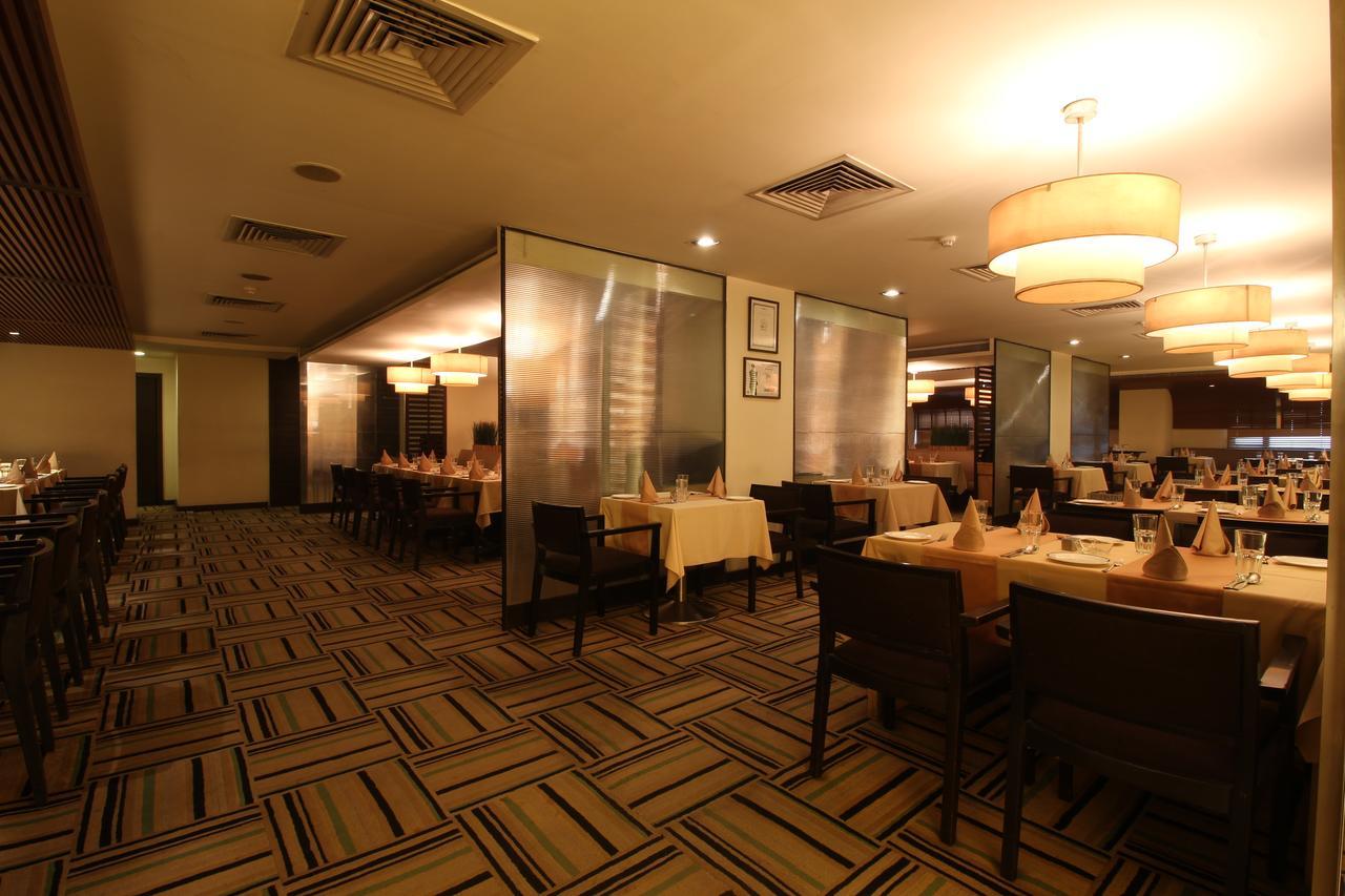 Minerva Grand Secunderabad Hotel Haiderabad Buitenkant foto