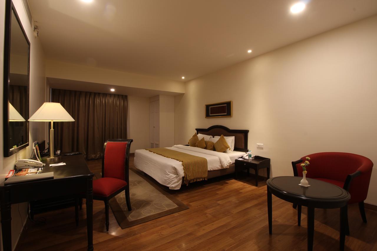Minerva Grand Secunderabad Hotel Haiderabad Buitenkant foto