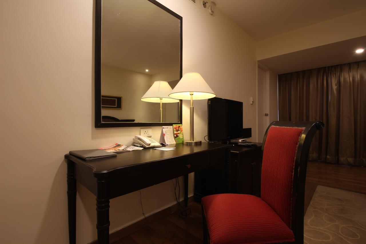 Minerva Grand Secunderabad Hotel Haiderabad Buitenkant foto