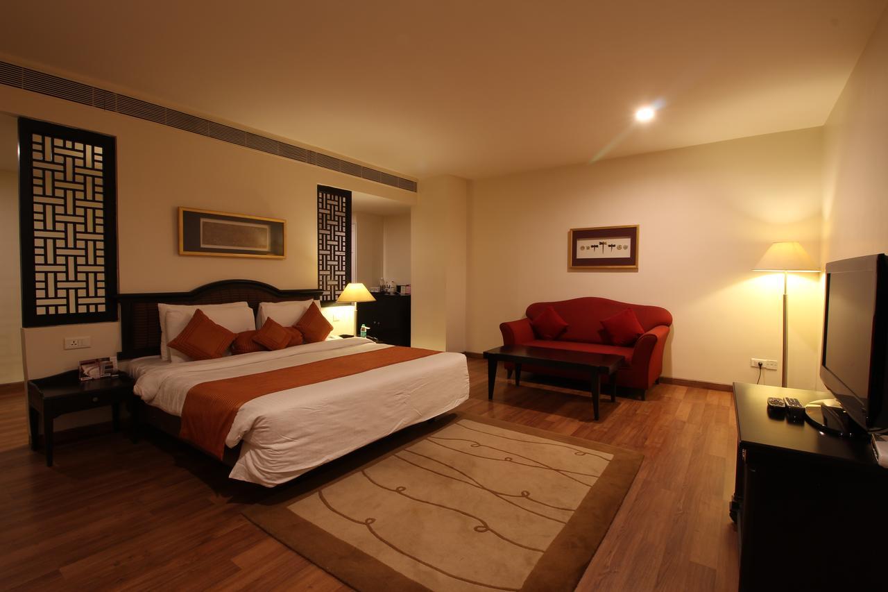 Minerva Grand Secunderabad Hotel Haiderabad Buitenkant foto