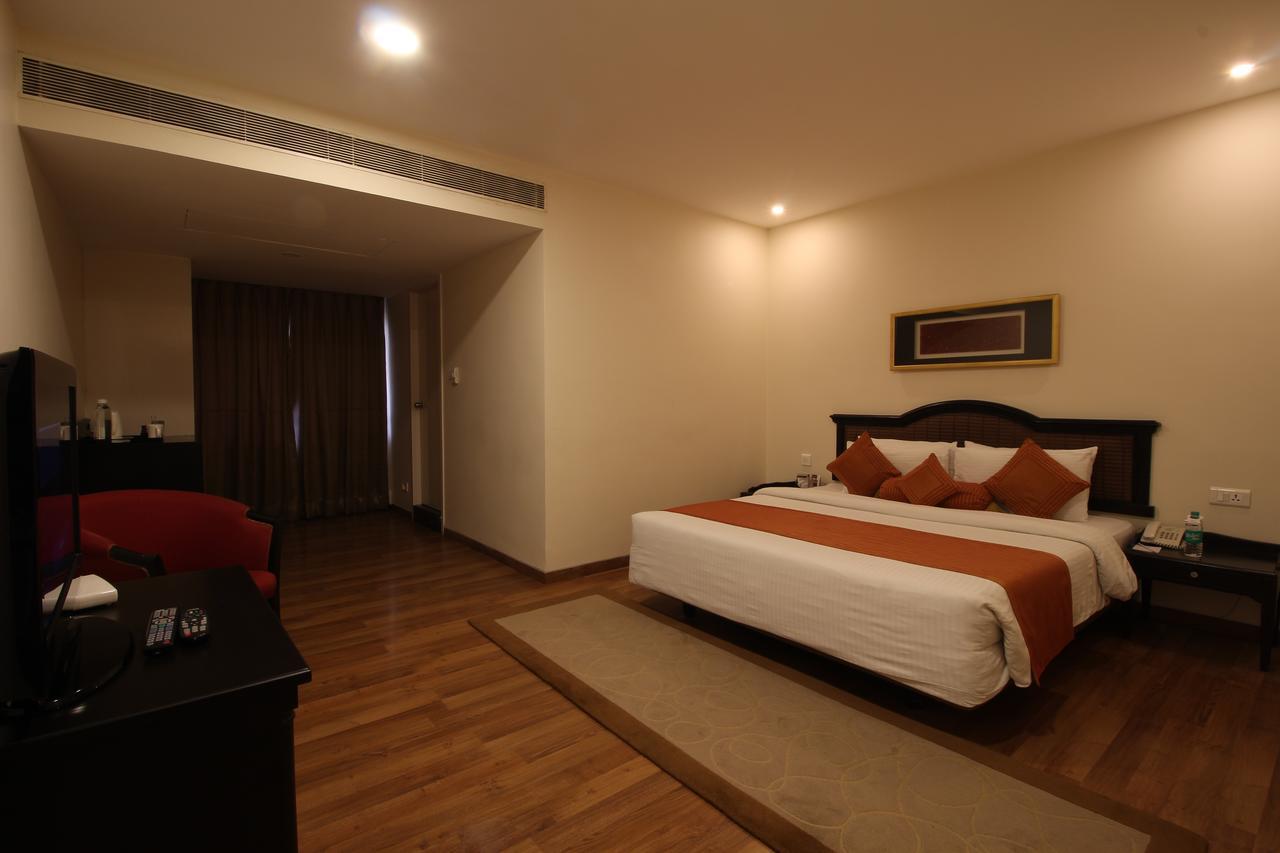 Minerva Grand Secunderabad Hotel Haiderabad Buitenkant foto