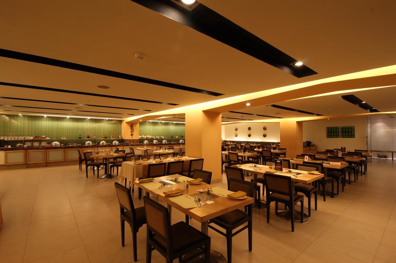 Minerva Grand Secunderabad Hotel Haiderabad Buitenkant foto